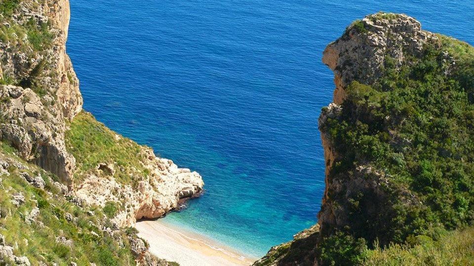Tranquility, Sun, Breathtaking Views & 7 Minutes Drive To Sea Lägenhet Benitachell Exteriör bild
